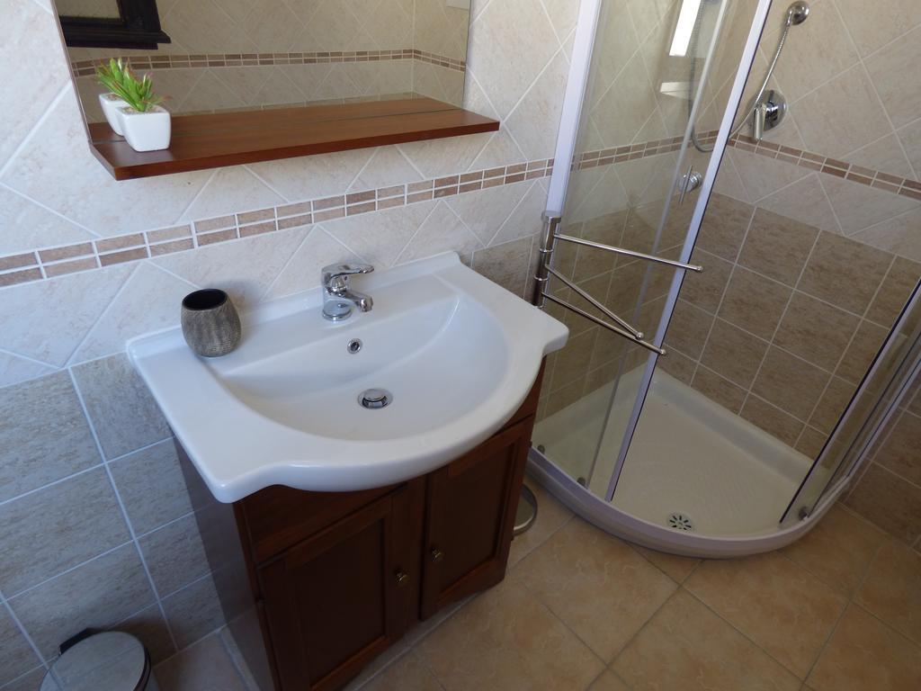 B&B Baia Turchese Porto Ottiolu Habitación foto